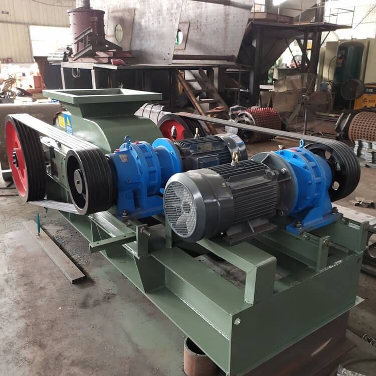 1 - Toothed Roll Crusher for Different Material