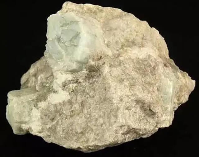 绿柱石铍矿石Beryl ore - How can you identify different ores?