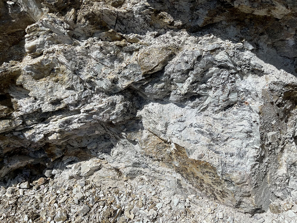 Gbekpata2 - Gbekpata granite pegmatite-type lithium ore mining in Nigeria: an investigation