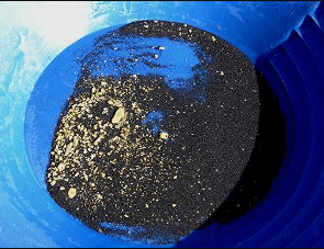 How do you wash gold off the river - The river has gold, how can it be cleaned?